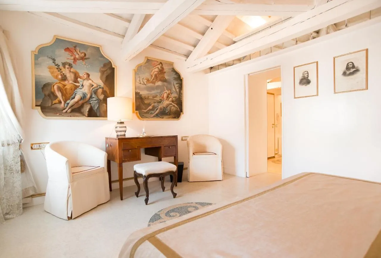 Wellvenice Fenice Apartment Venice